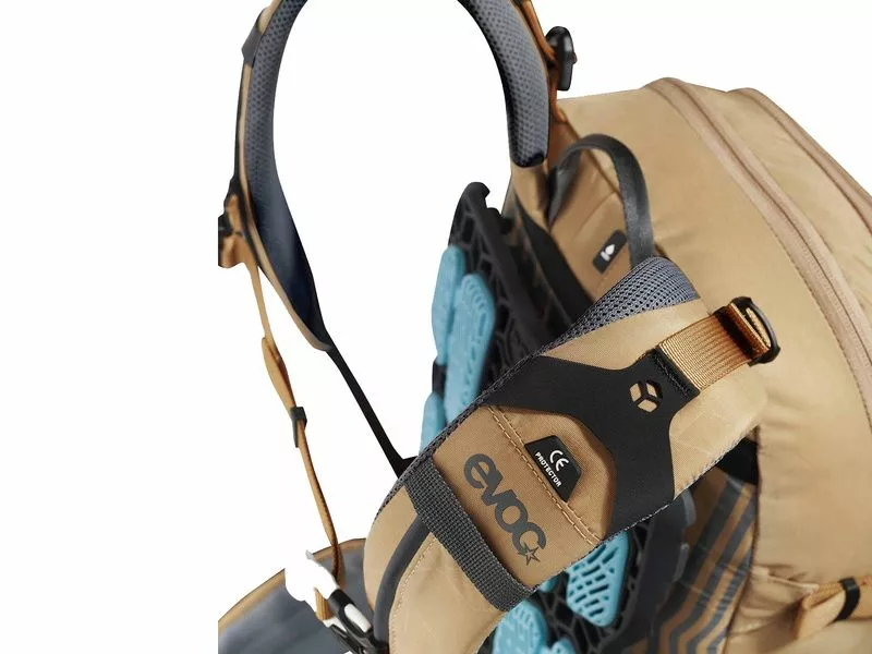 Evoc Mochila Neo 16L Oro 2021 - Imagen 3