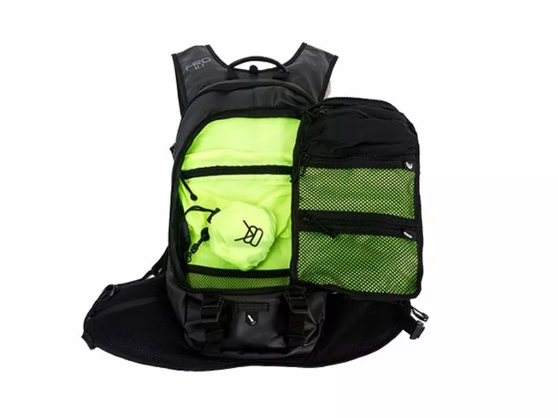 V8 Equipment Mochila De Hidratación FRD 11.1 Full Black - Imagen 4