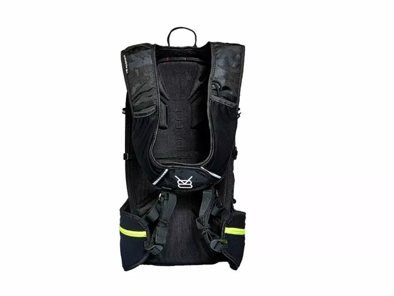 V8 Equipment Mochila De Hidratación FRD 11.1 Camo Con Deposito Elite - Imagen 3