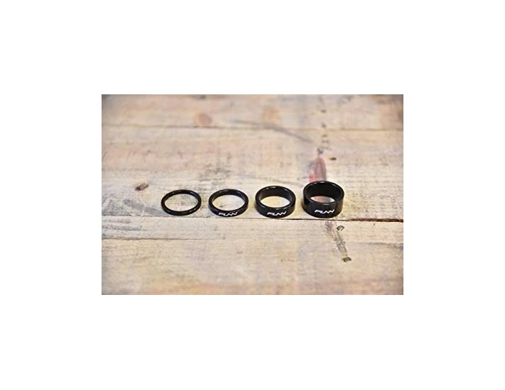 Funn - Espaciadores De Direccion 1-1/8 3-5-10-15 Mm Negros 1-1/8"